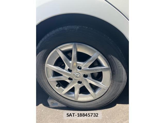 Toyota PRIUS ALPHA 2017-07 7223910-5