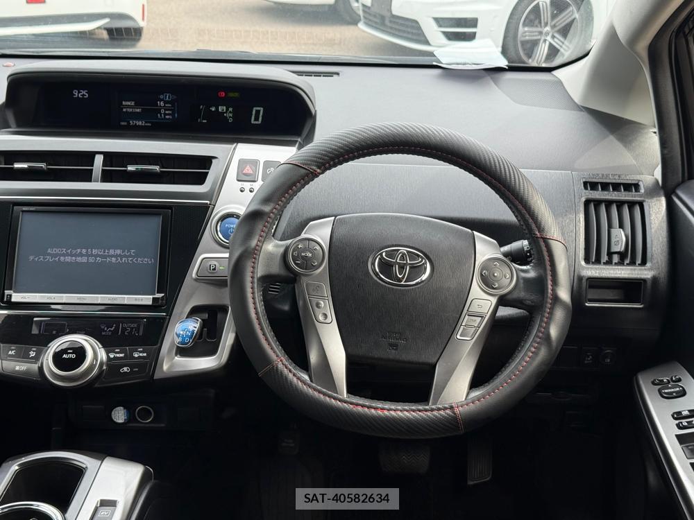 Toyota PRIUS ALPHA 2016-07 1320522-12
