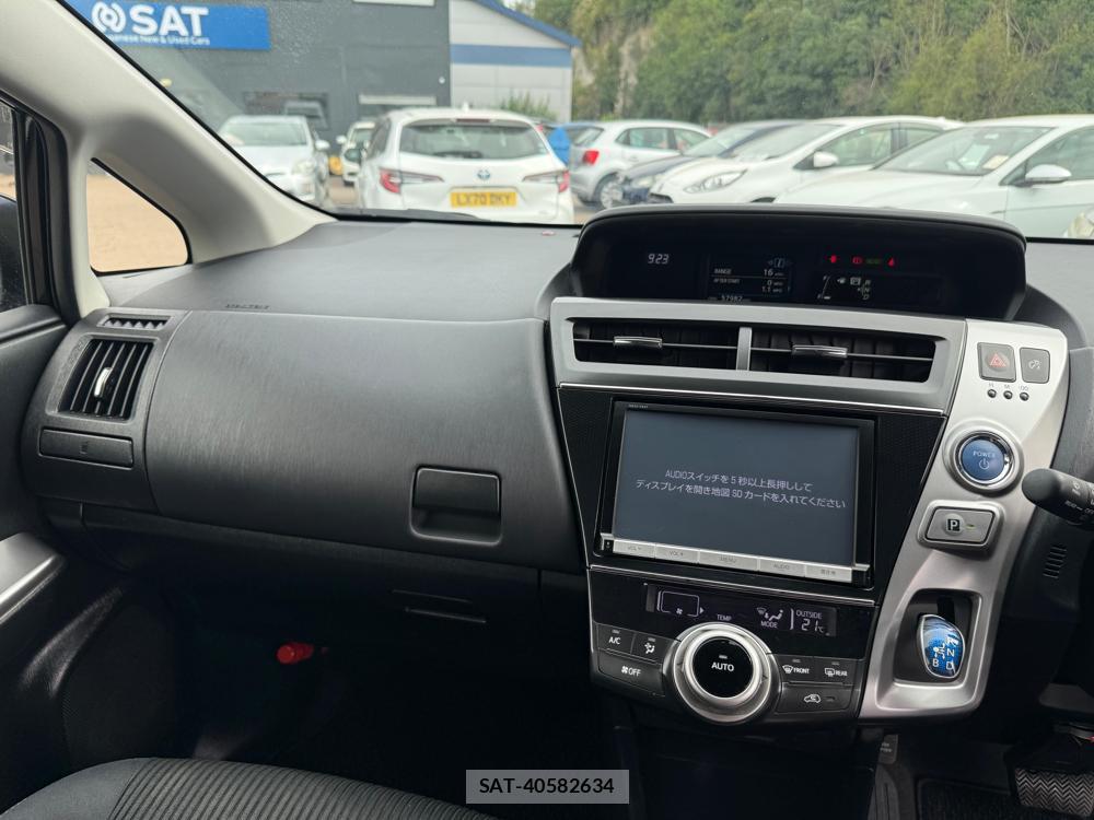 Toyota PRIUS ALPHA 2016-07 1320522-16
