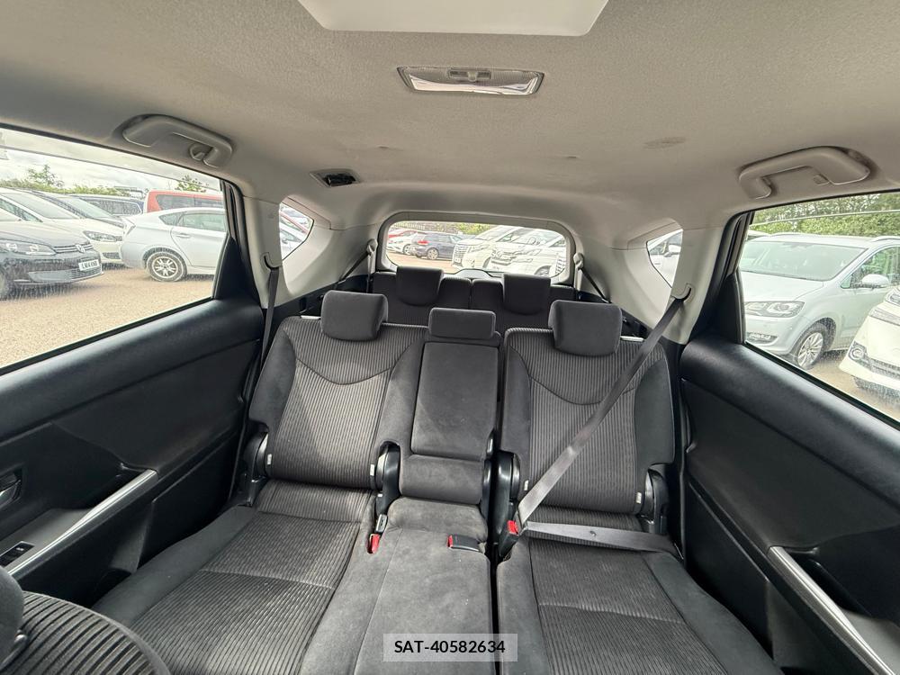 Toyota PRIUS ALPHA 2016-07 1320522-26