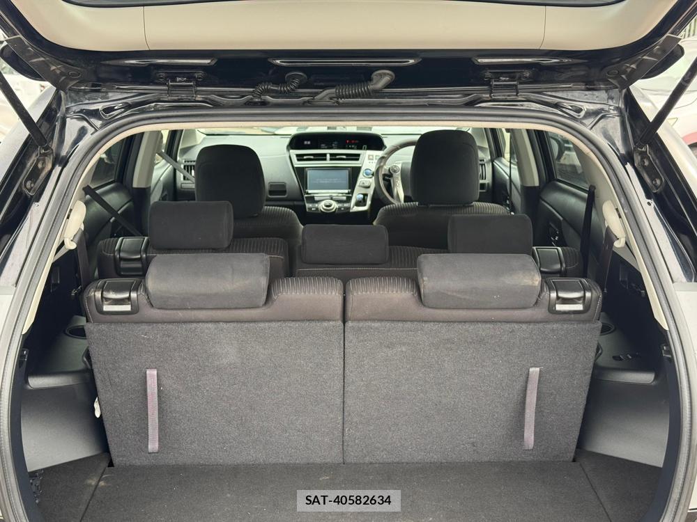 Toyota PRIUS ALPHA 2016-07 1320522-27