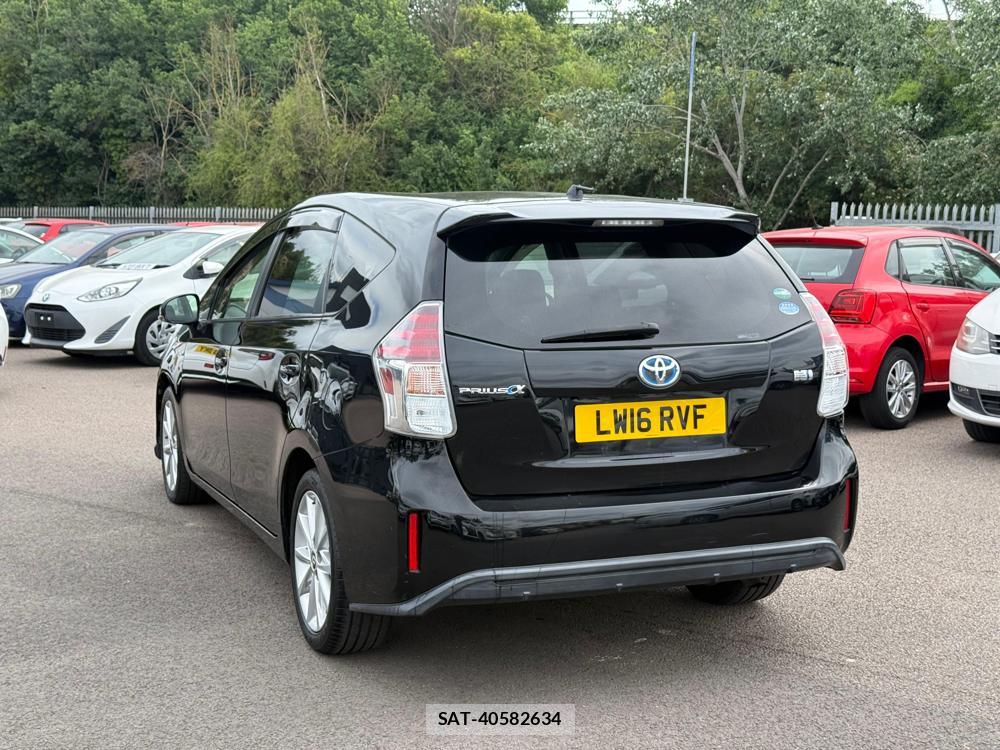 Toyota PRIUS ALPHA 2016-07 1320522-2