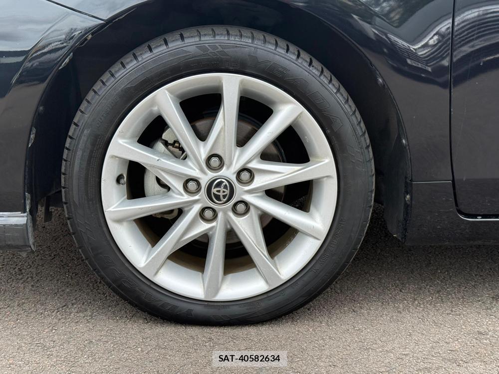 Toyota PRIUS ALPHA 2016-07 1320522-32