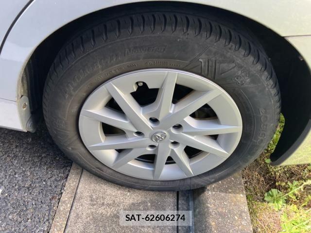 Toyota PRIUS ALPHA 2011-10 7223888-10