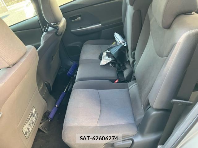 Toyota PRIUS ALPHA 2011-10 7223888-12