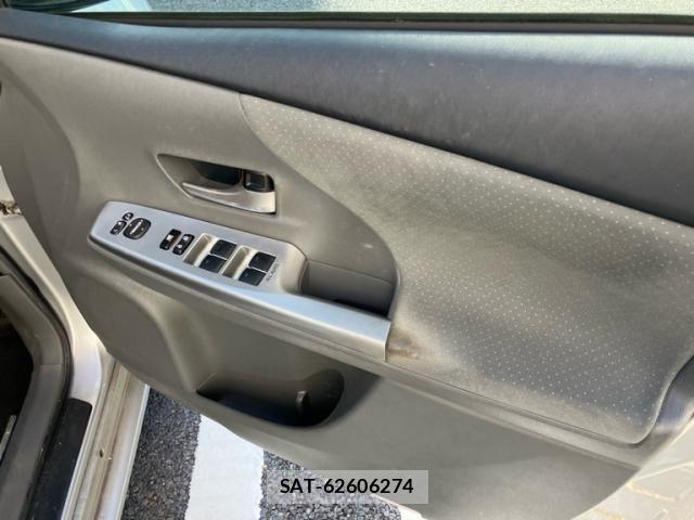 Toyota PRIUS ALPHA 2011-10 7223888-14