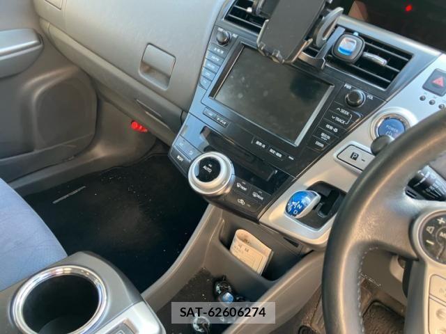 Toyota PRIUS ALPHA 2011-10 7223888-18