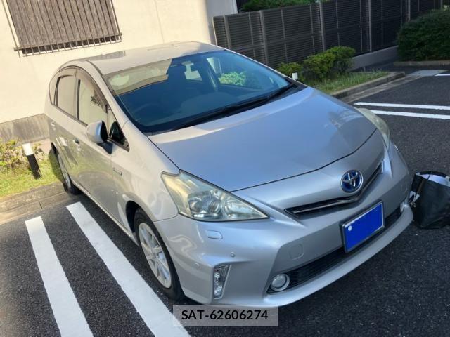 Toyota PRIUS ALPHA 2011-10 7223888-2