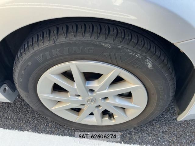 Toyota PRIUS ALPHA 2011-10 7223888-6