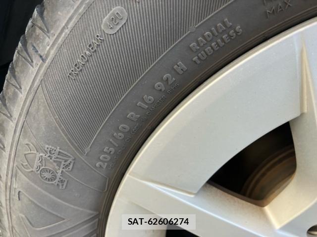 Toyota PRIUS ALPHA 2011-10 7223888-7