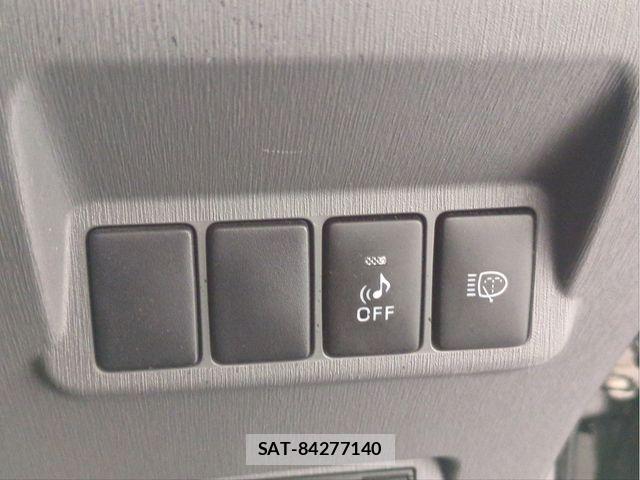 Toyota PRIUS ALPHA 2014-02 7223905-13