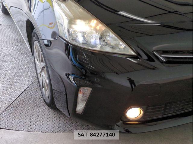 Toyota PRIUS ALPHA 2014-02 7223905-21