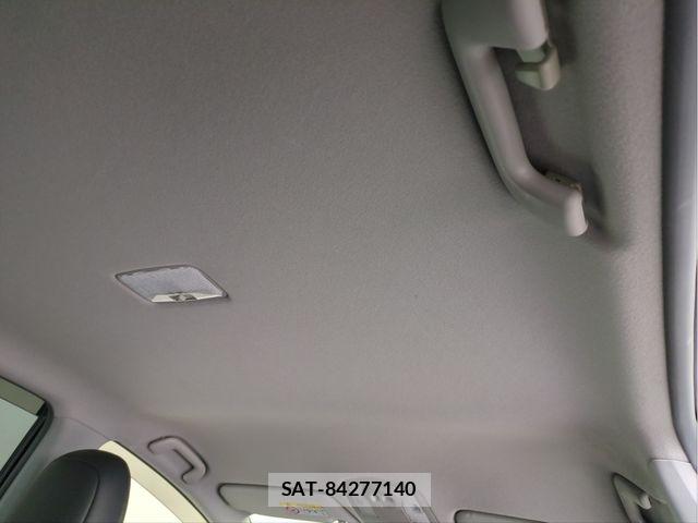 Toyota PRIUS ALPHA 2014-02 7223905-5