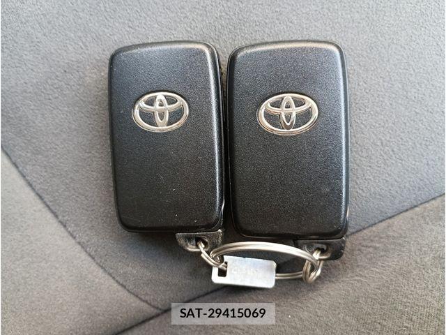 Toyota PRIUS ALPHA 2013-06 7223897-15