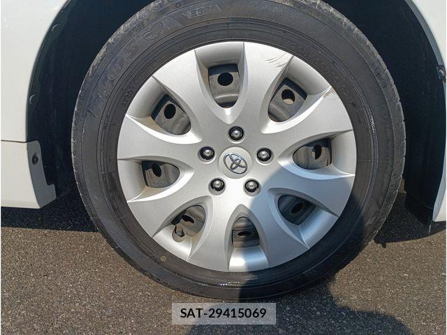 Toyota PRIUS ALPHA 2013-06 7223897-16