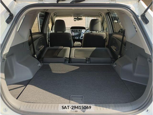 Toyota PRIUS ALPHA 2013-06 7223897-3