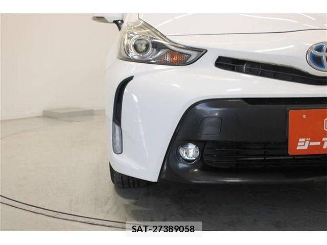 Toyota PRIUS ALPHA 2015-01 7215568-15