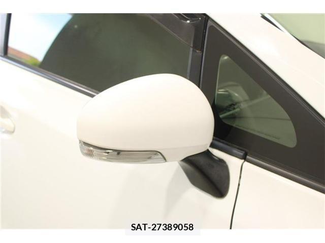 Toyota PRIUS ALPHA 2015-01 7215568-20