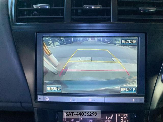 Toyota PRIUS ALPHA 2014-02 7251981-14