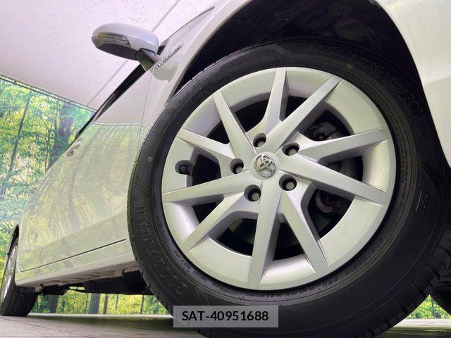 Toyota PRIUS ALPHA 2013-11 7251978-12