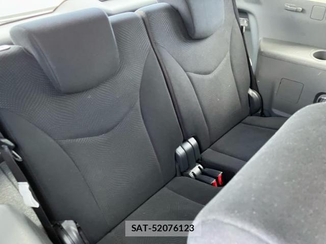 Toyota PRIUS ALPHA 2014-02 7251982-12