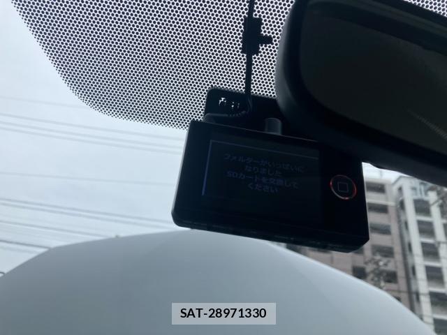 Toyota PRIUS ALPHA 2013-10 7251984-26