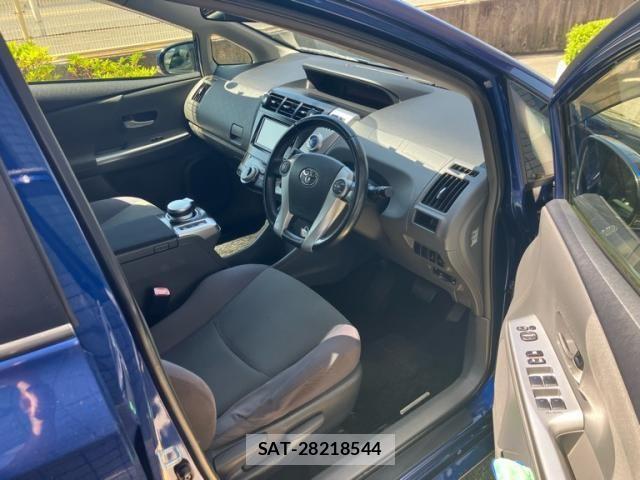 Toyota PRIUS ALPHA 2013-09 7251986-12