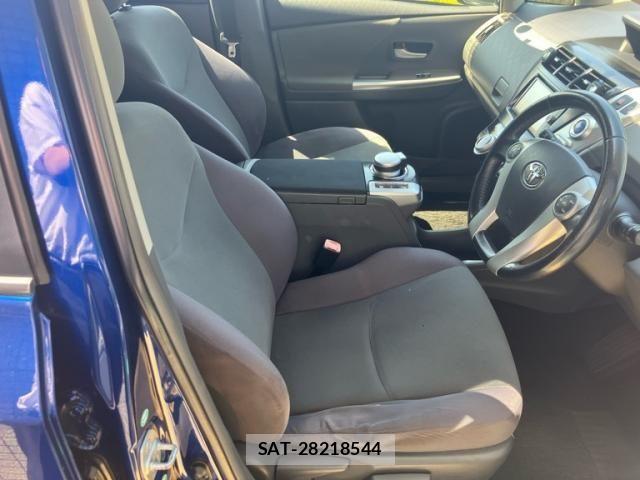 Toyota PRIUS ALPHA 2013-09 7251986-13