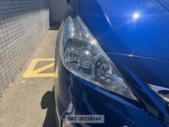 Toyota PRIUS ALPHA 2013-09 7251986-5