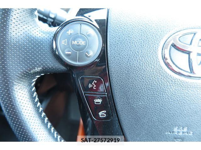 Toyota PRIUS ALPHA 2015-10 7251980-19