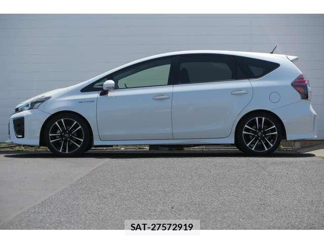 Toyota PRIUS ALPHA 2015-10 7251980-7
