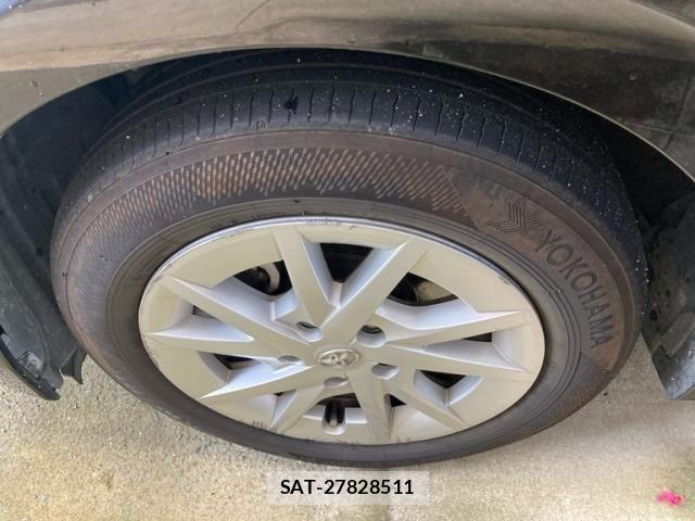 Toyota PRIUS ALPHA 2015-10 7251979-9