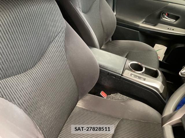 Toyota PRIUS ALPHA 2015-10 7251979-10