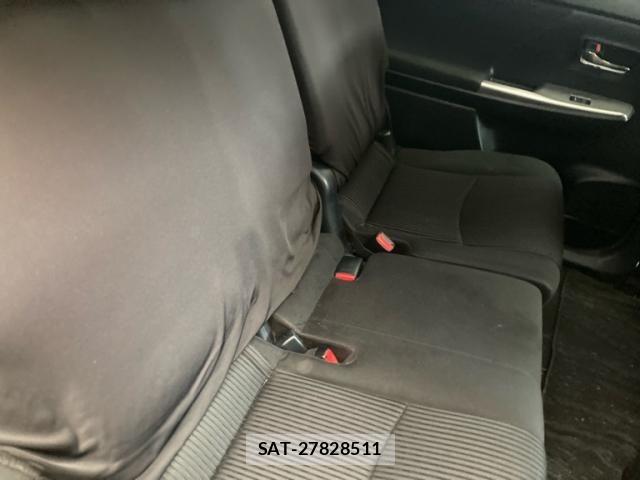 Toyota PRIUS ALPHA 2015-10 7251979-12