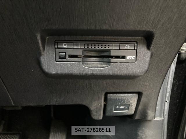 Toyota PRIUS ALPHA 2015-10 7251979-19