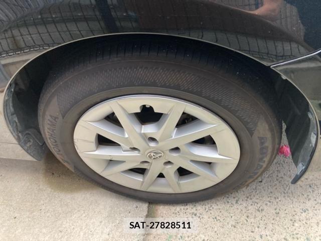 Toyota PRIUS ALPHA 2015-10 7251979-6