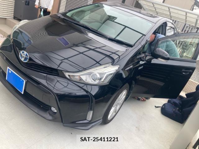 Toyota PRIUS ALPHA 2017-01 7251975-2