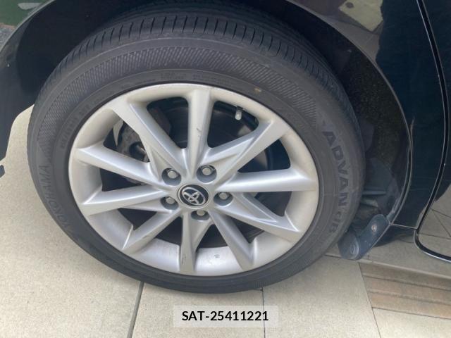 Toyota PRIUS ALPHA 2017-01 7251975-7