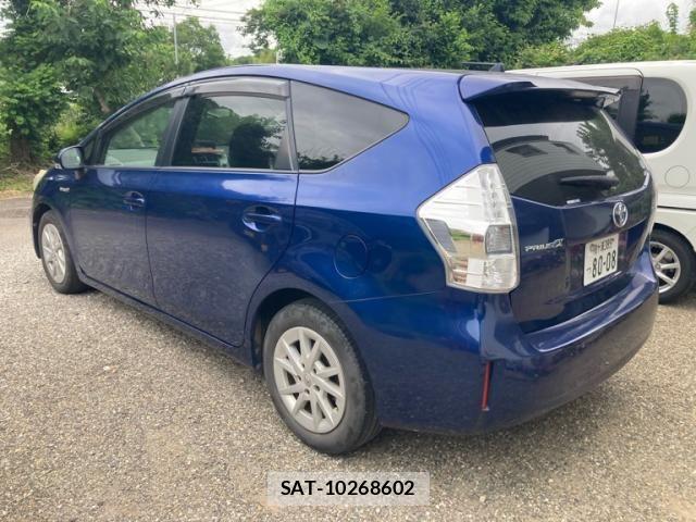 Toyota PRIUS ALPHA 2013-06 7251983-9