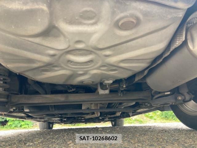Toyota PRIUS ALPHA 2013-06 7251983-11