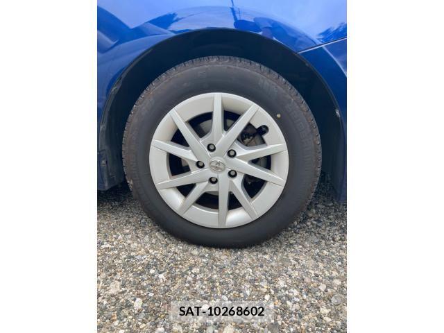 Toyota PRIUS ALPHA 2013-06 7251983-5