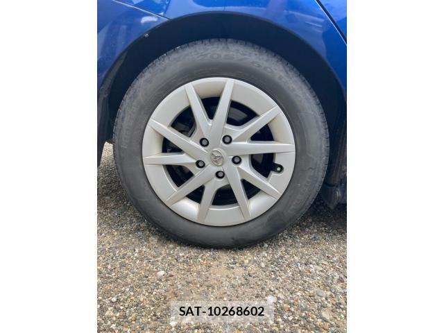 Toyota PRIUS ALPHA 2013-06 7251983-6
