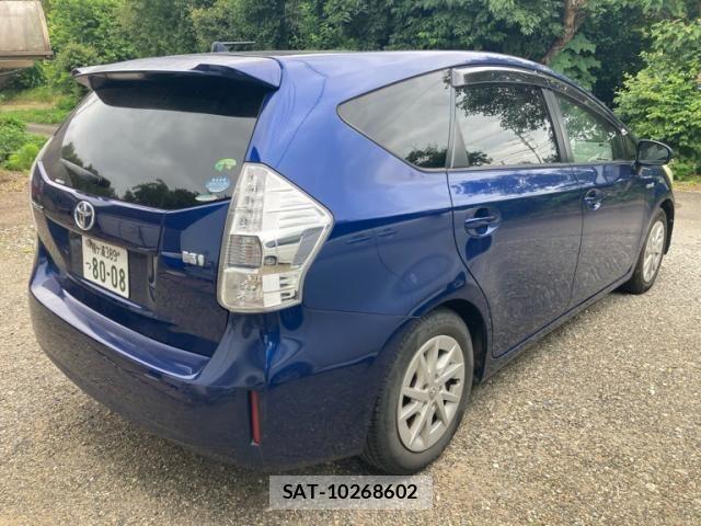 Toyota PRIUS ALPHA 2013-06 7251983-8