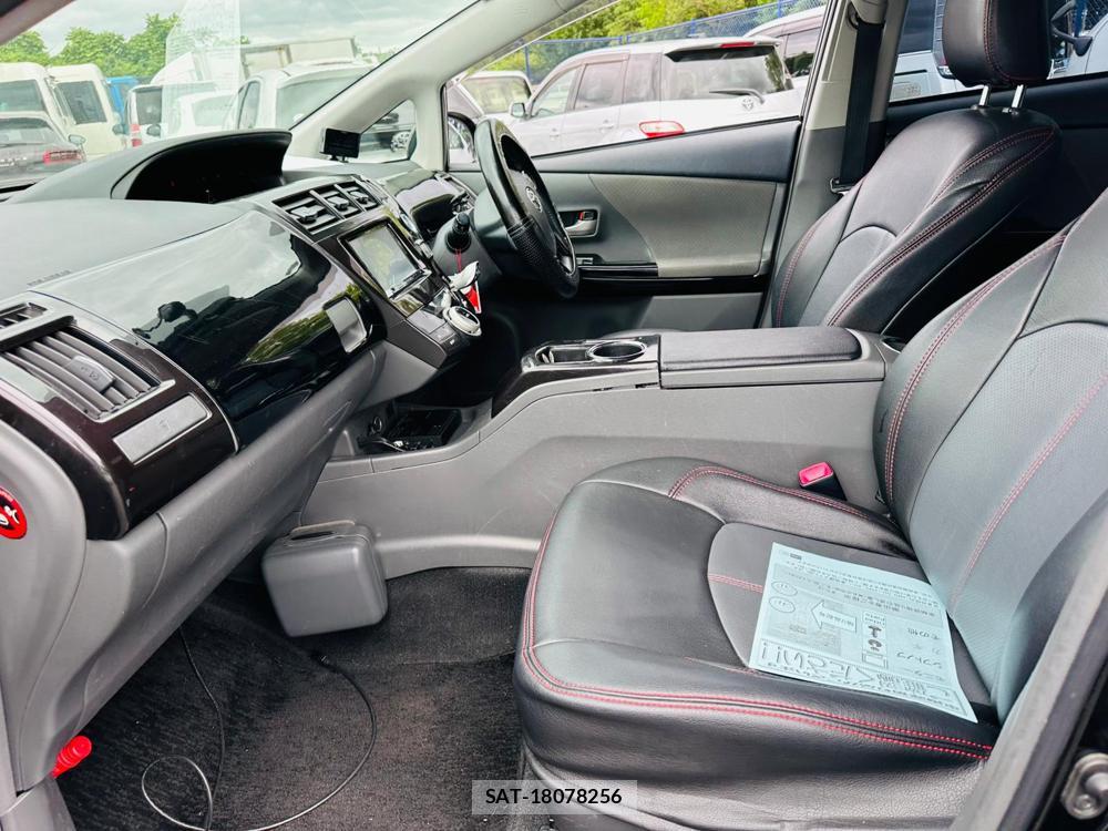 Toyota PRIUS ALPHA 2012 7191154-10