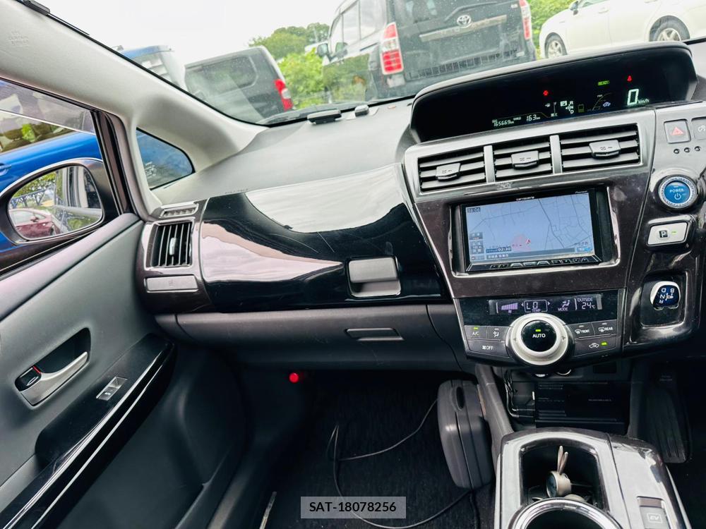 Toyota PRIUS ALPHA 2012 7191154-16