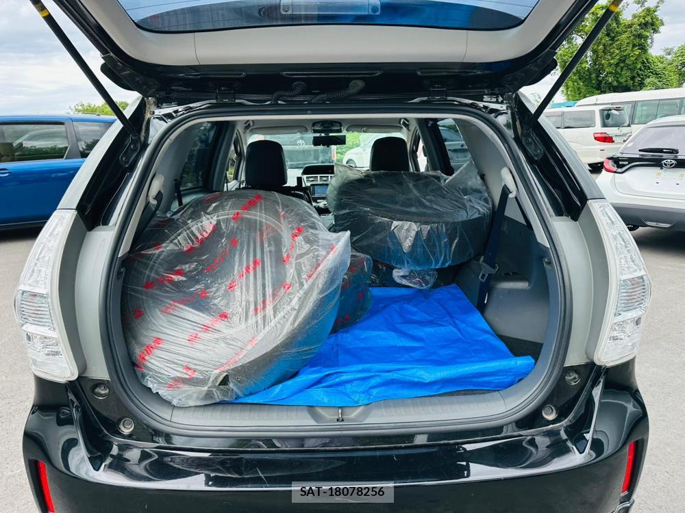 Toyota PRIUS ALPHA 2012 7191154-23