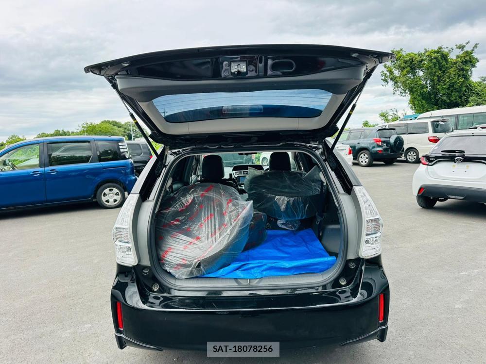 Toyota PRIUS ALPHA 2012 7191154-24
