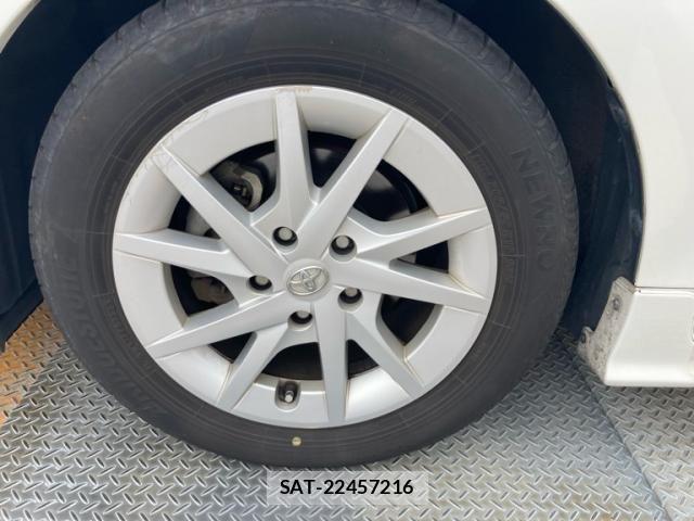 Toyota PRIUS ALPHA 2013-06 7250159-8