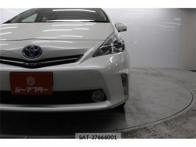 Toyota PRIUS ALPHA 2015-01 7251976-13