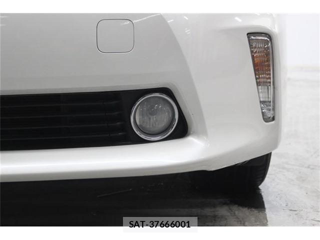 Toyota PRIUS ALPHA 2015-01 7251976-15